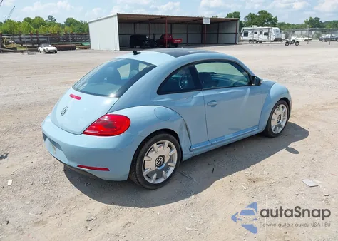 2012 Volkswagen Beetle 2.5L z USA, uszkodzony, nr VIN 3VWJX7AT1CM653326